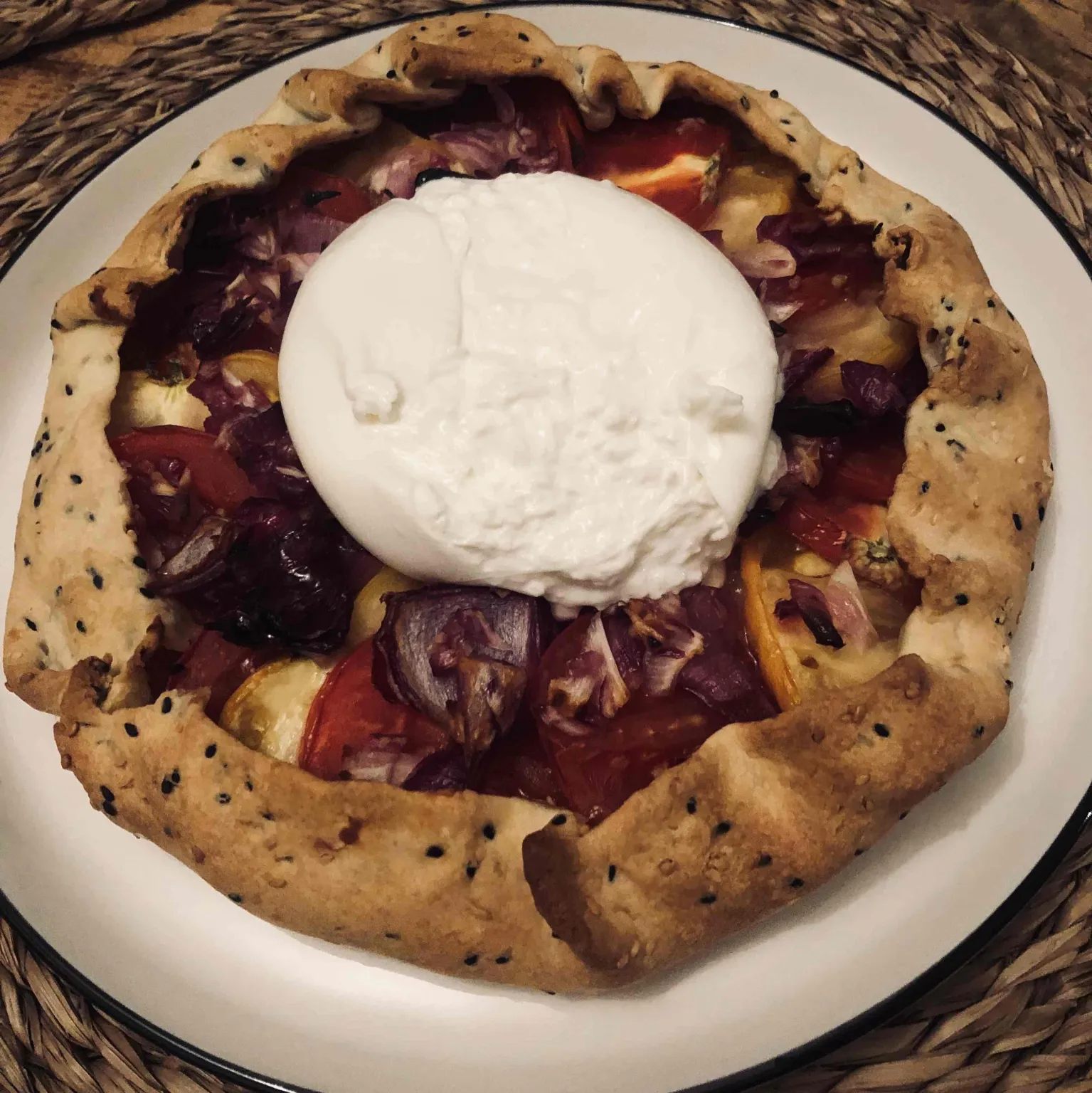Tarte à la tomate rustique