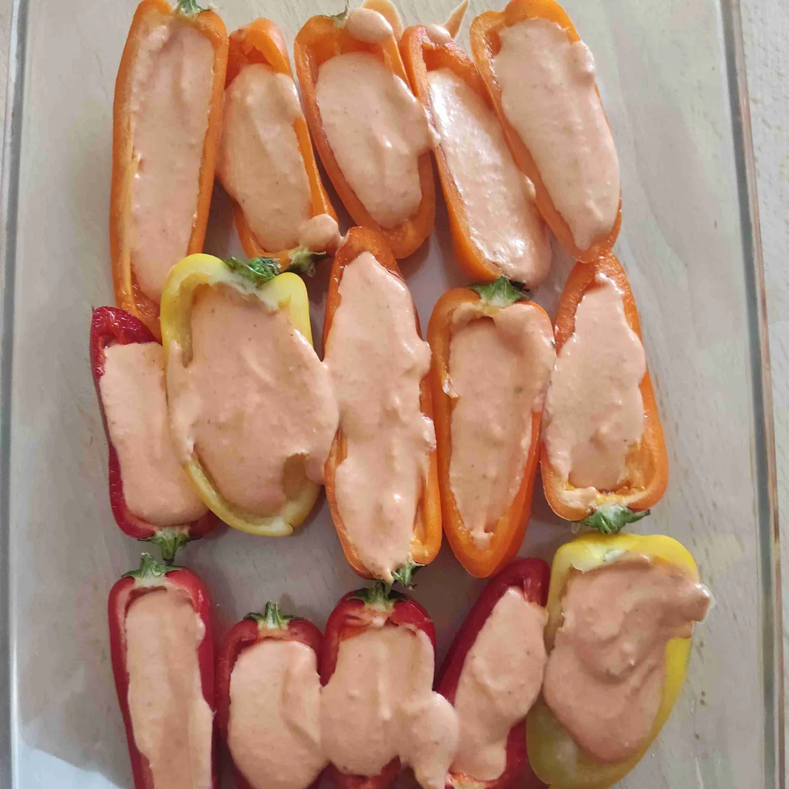 Mini poivrons farcis à la poivrenade
