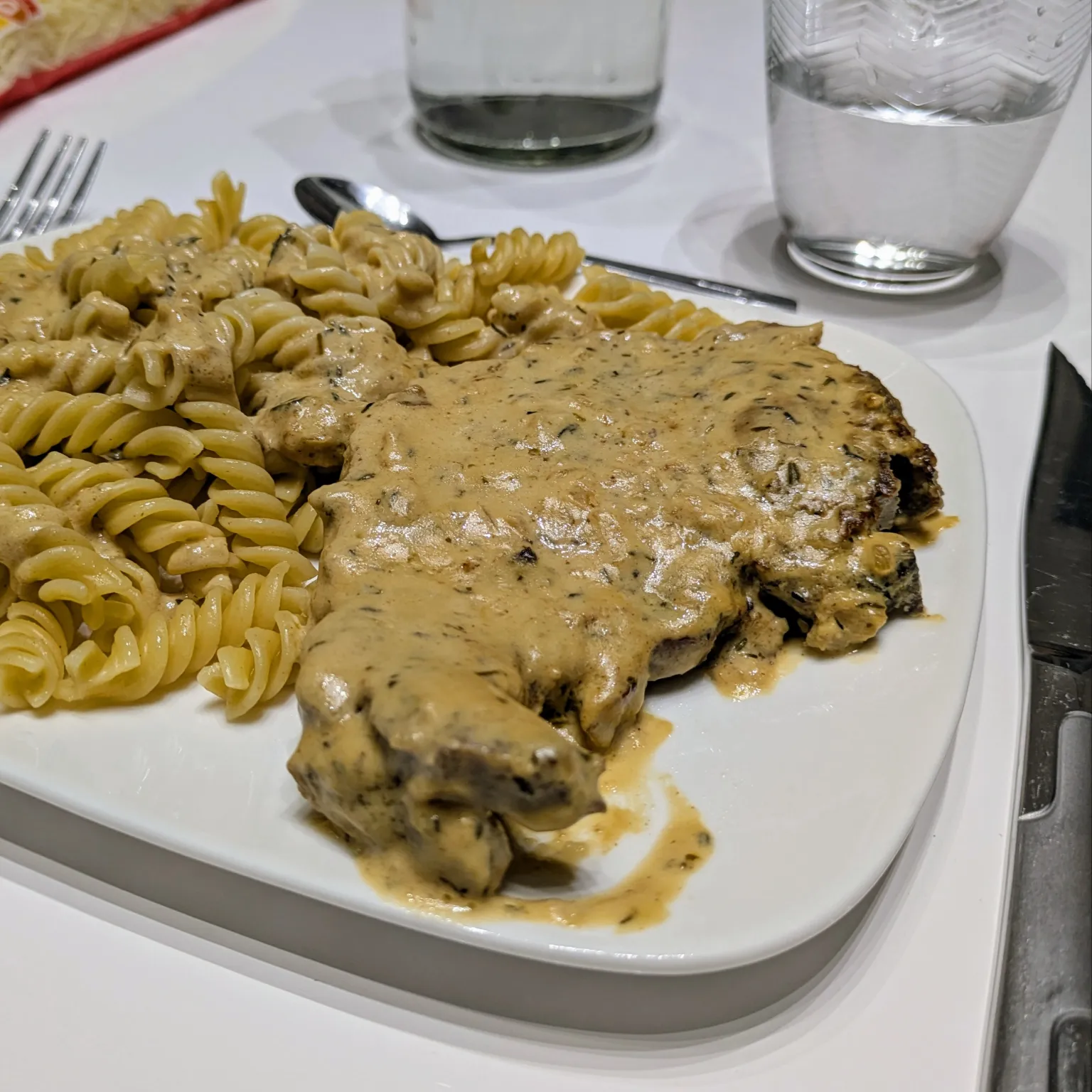 Côtes de porc à la moutarde
