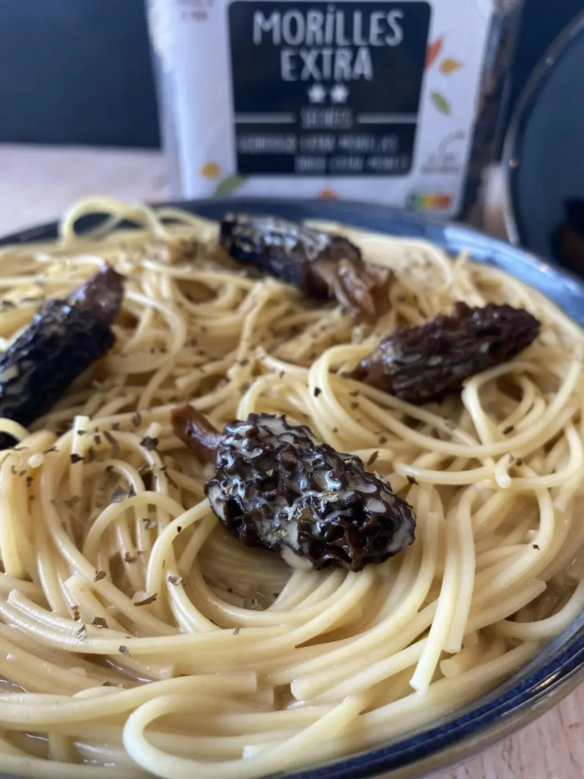 Spaghettis et crème de morilles