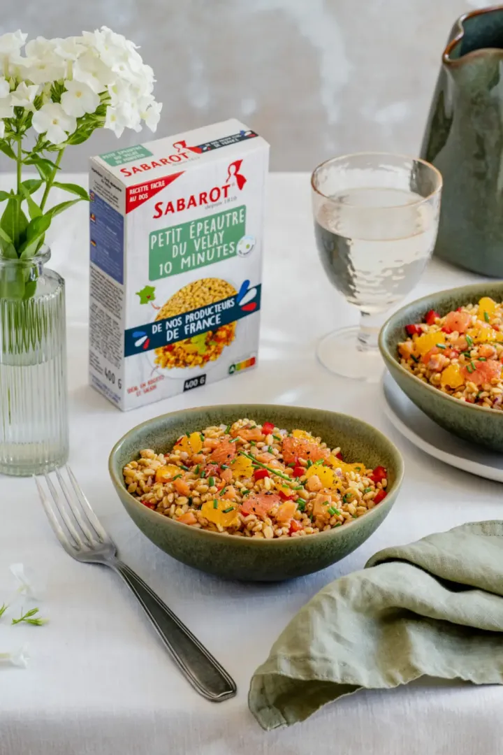 Salade de Petit Épeautre du Velay à la truite fumée de Vourzac et agrumes