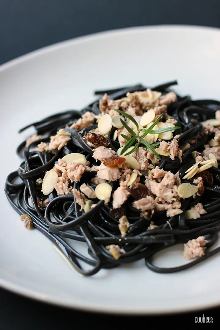 Spaghettis à l'encre de seiche