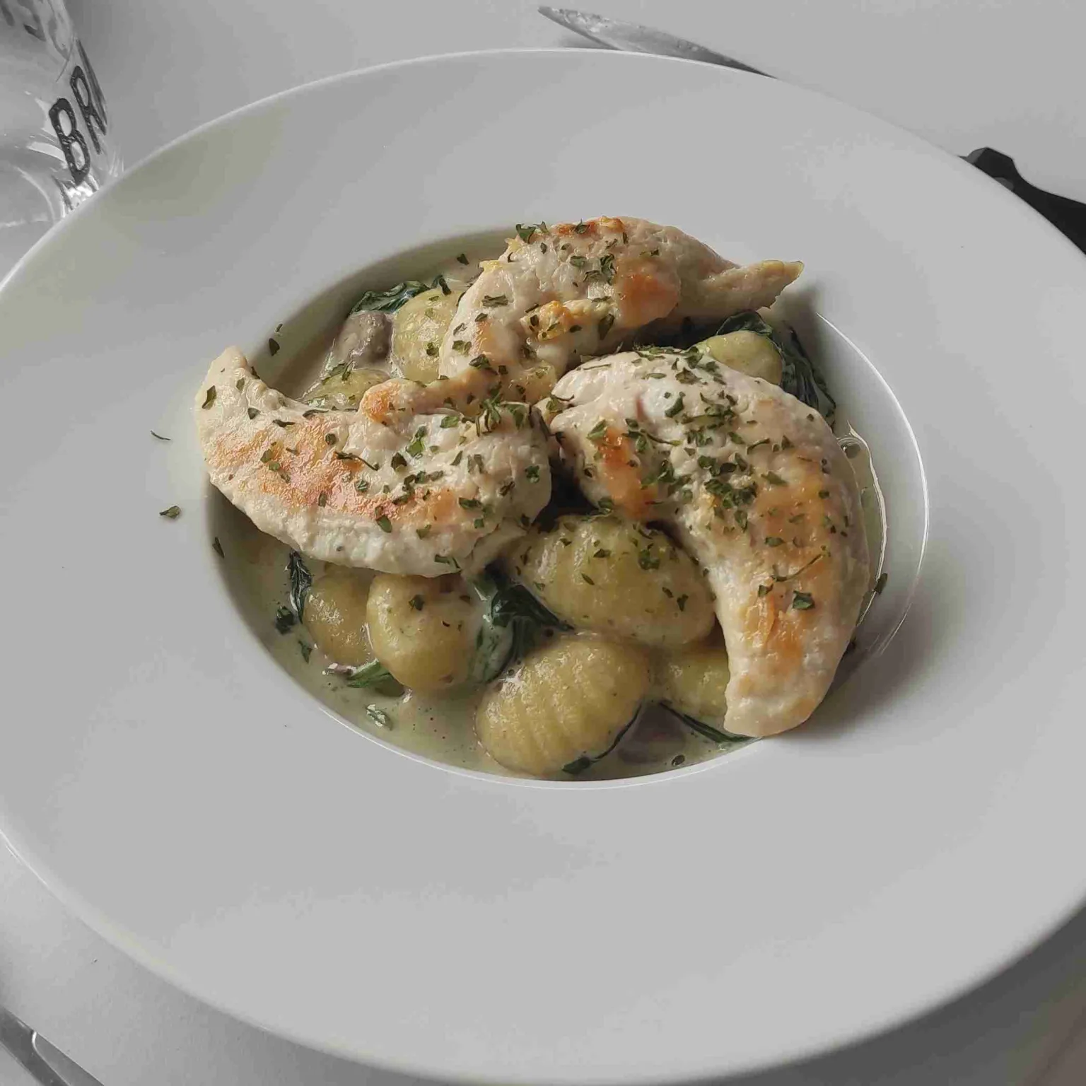 Gnocchis aux épinards et aux champignons