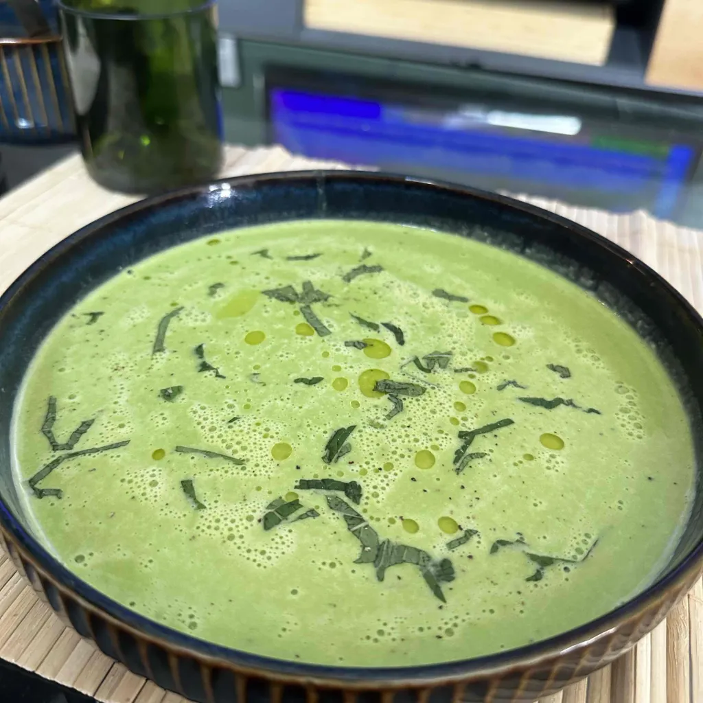 Velouté petits pois menthe