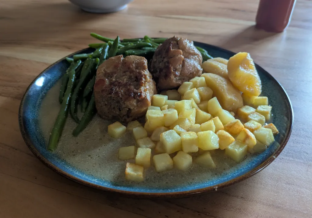 Paupiettes de porc à la Normande et ses légumes